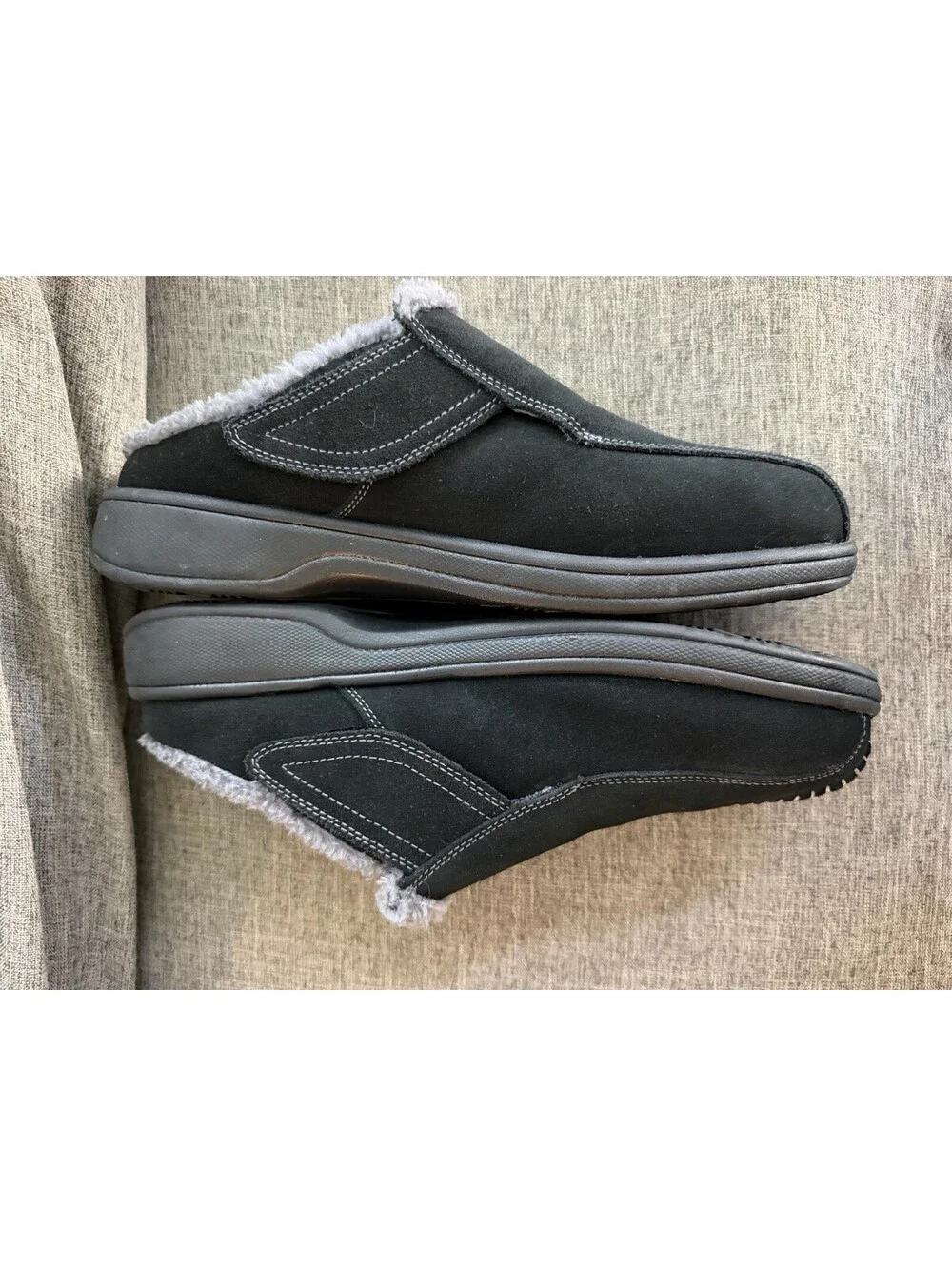 Orthofeet Asheville Mens Size 10 Wide Black Suede Orthopedic Clog Slippers
